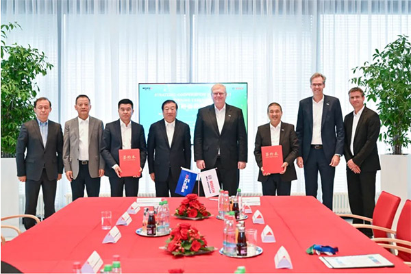 Weichai ký kết thỏa thuận hợp tác chiến lược với Bosch